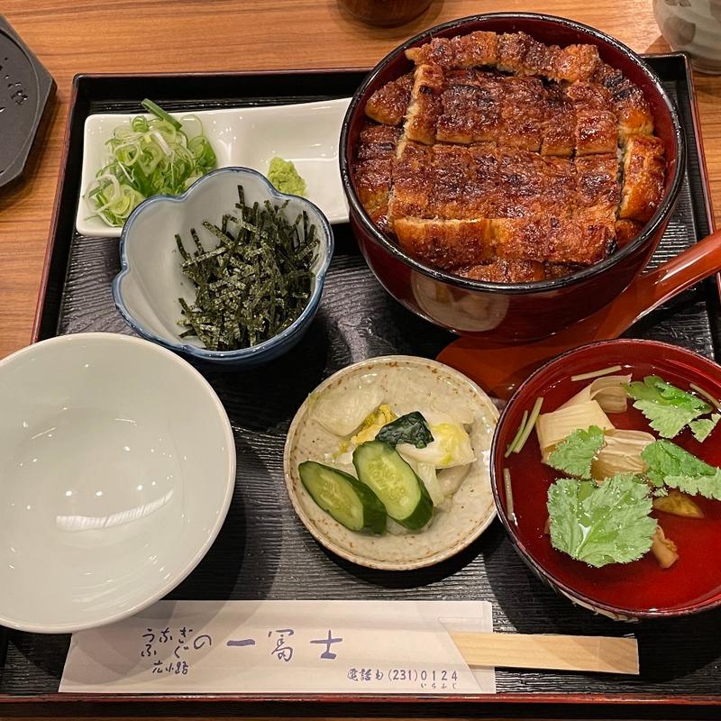 上櫃まぶし(ふぐ うなぎ 一冨士)