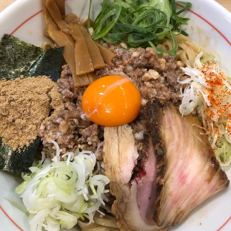 黒豚まぜそばミニライス付き(大盛)(麺屋　えぐち)