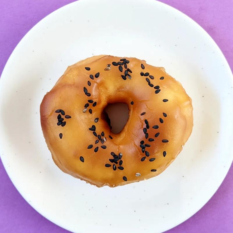 MITARASHI SESAME DONUT(WARU WARU DONUT（ワルワルドーナツ）)