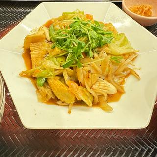 イカと彩り野菜のXO醬炒め(大戸屋ごはん処 エトモ市が尾店)