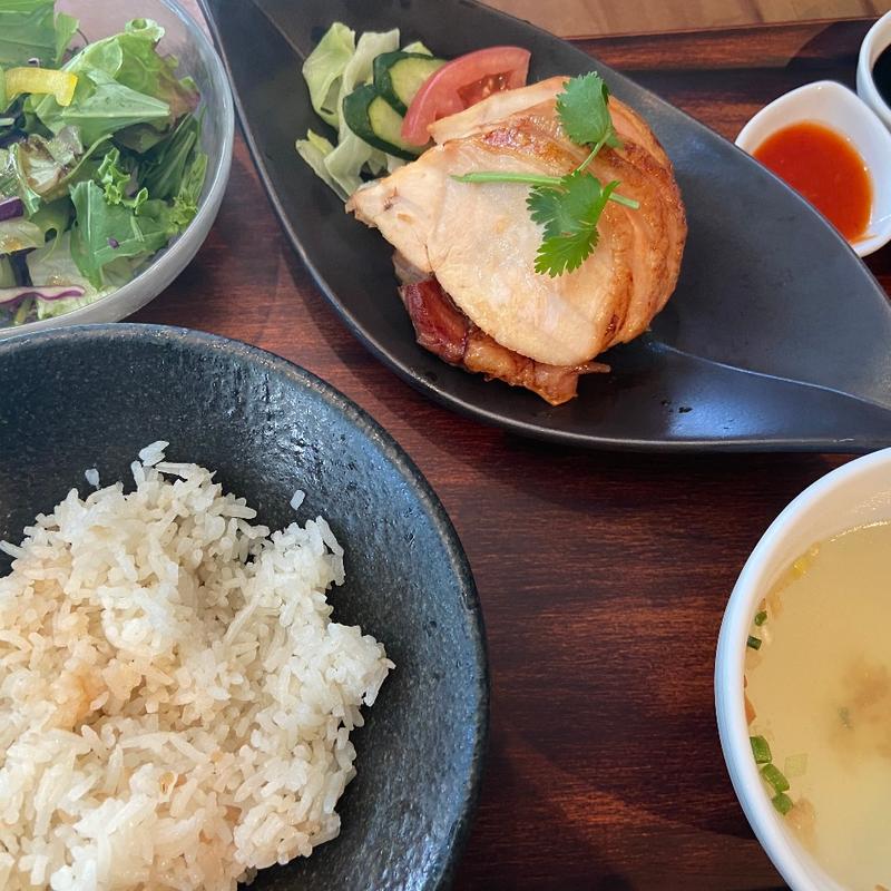 シンガポールチキンライス(アンセンブルバイマイハンブルハウス)