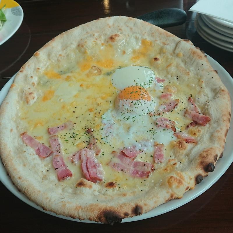 ピッツァカルボナーラ(マラッカ （MALACCA）)