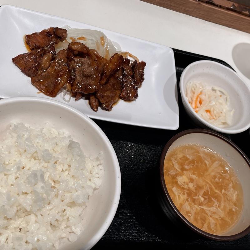 牛カルビ焼肉定食(くらや)