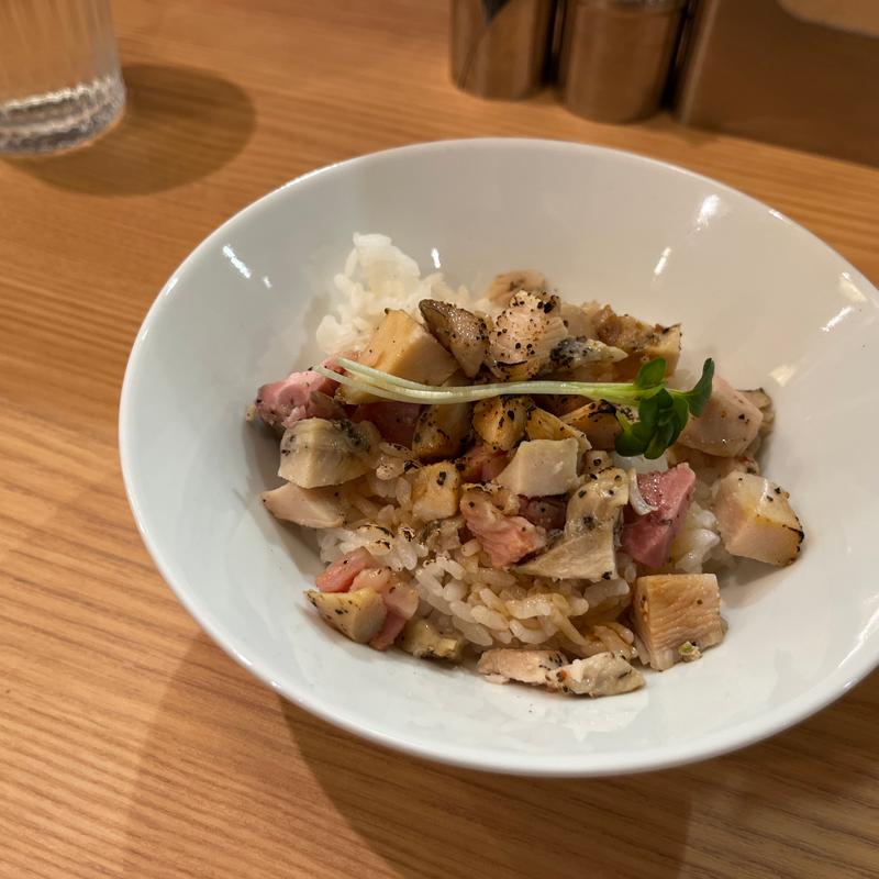 炙りチャーシュー丼(みな麺 なんばウォーク店)