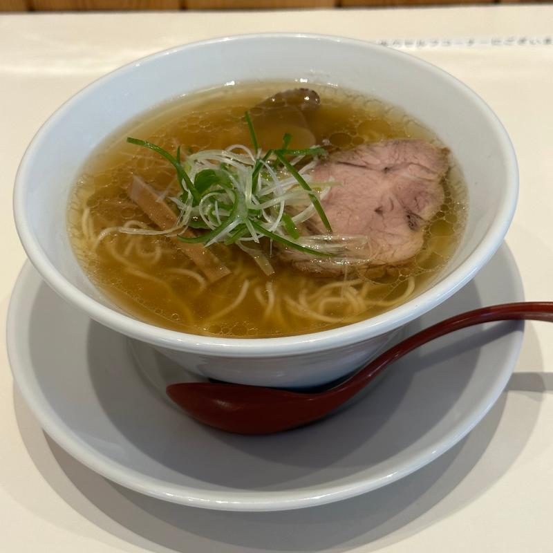 貝だし塩らぁ麺(らぁ麺食堂 吉凛)