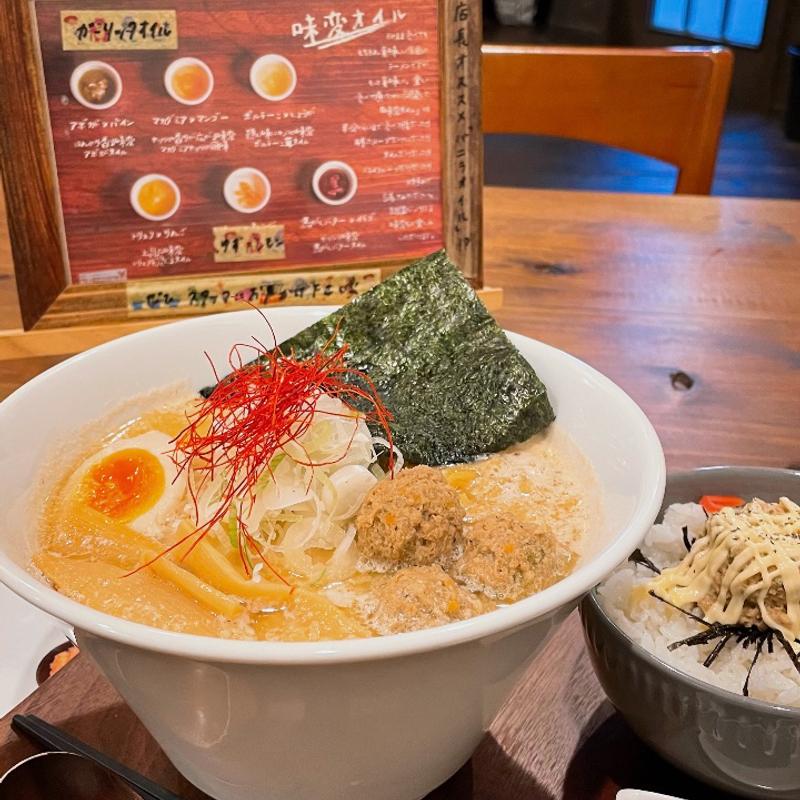 夜特ラーメンセット　濃厚豆乳麺(知床鶏麺 CHICKEN CREST)