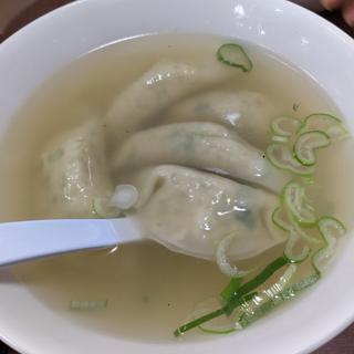 水餃子(中華料理 栄福)