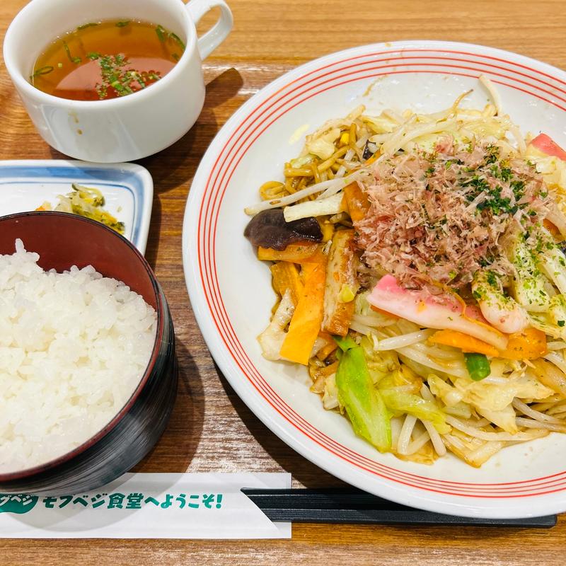ちゃんぽん屋の焼きそば定食(リンガーハット 梅田店)