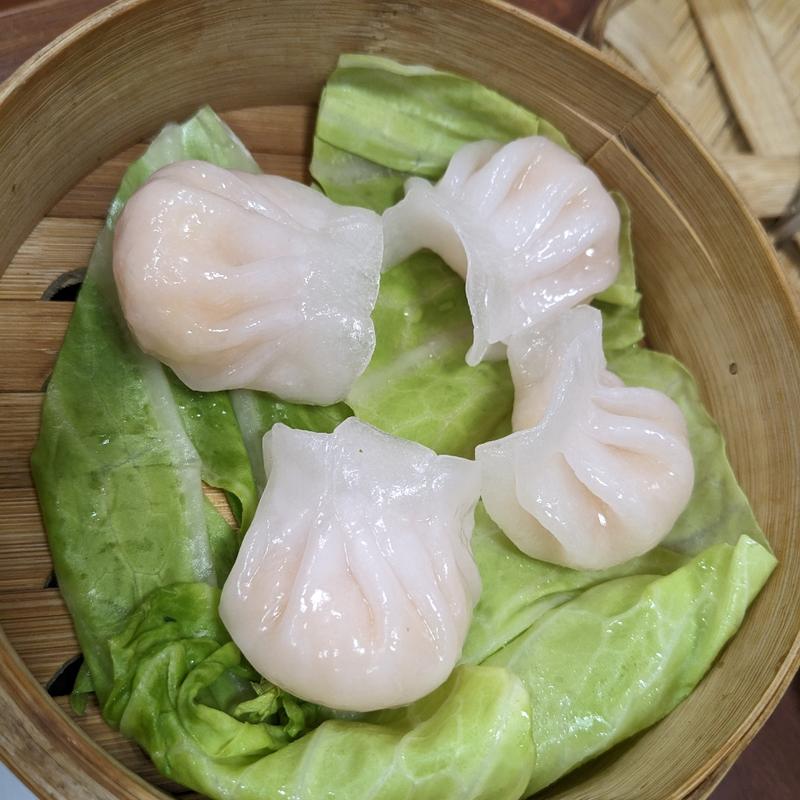 エビ餃子(中華料理 栄福)