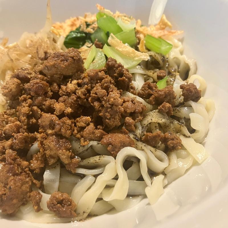 汁なし坦々麺(東方廳 浜松町店)