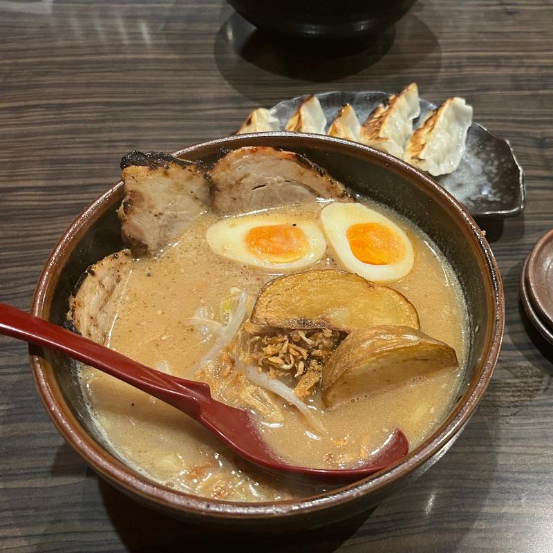 (麺場 田所商店 松戸六高台店)