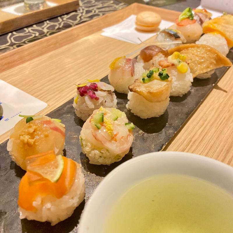 手鞠鮨14貫セット(手毬鮨と日本茶 宗田)