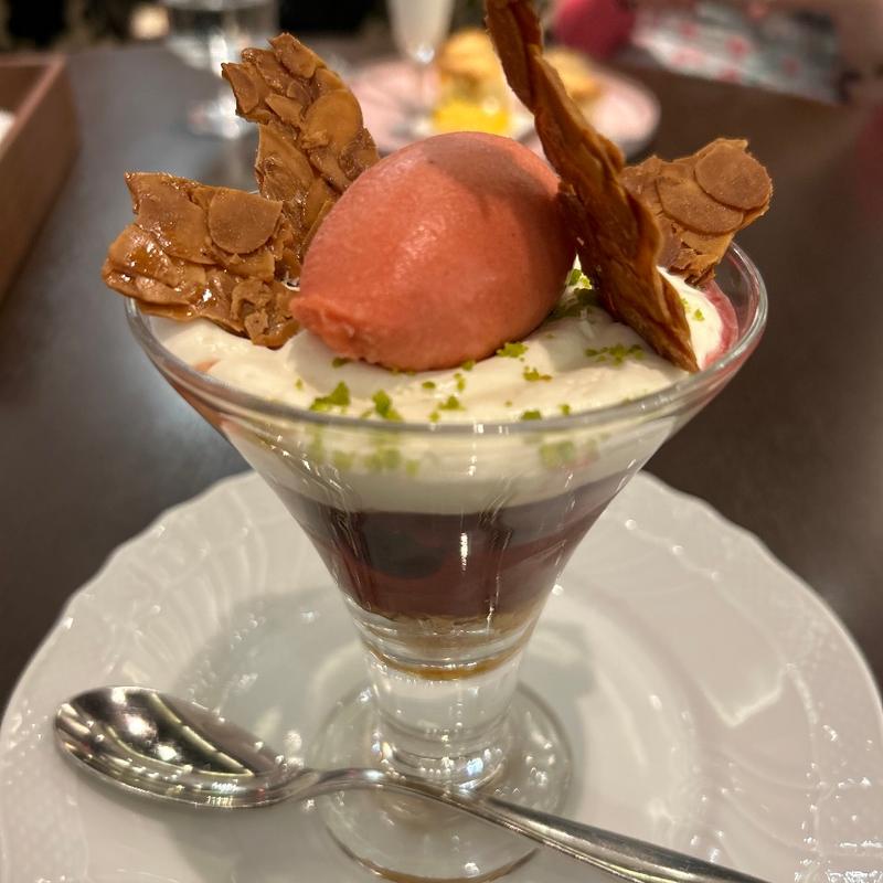 赤果実のパフェ　ルイボスティーの香り(ダマン リュミエール)