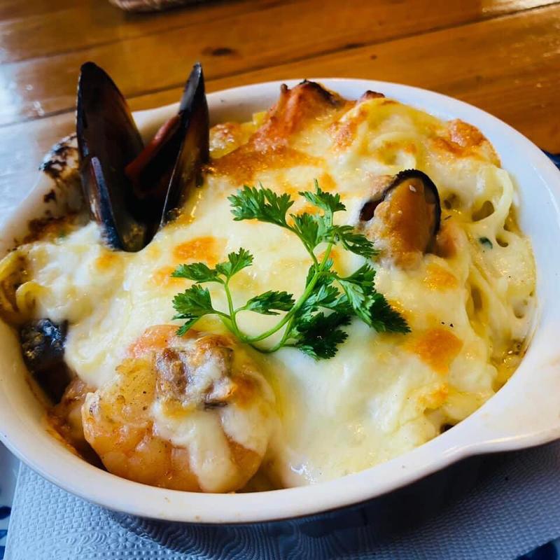 海の幸のスパゲティグラタン(洋食屋 青空 （ヨウリョクヤ アオゾラ）)