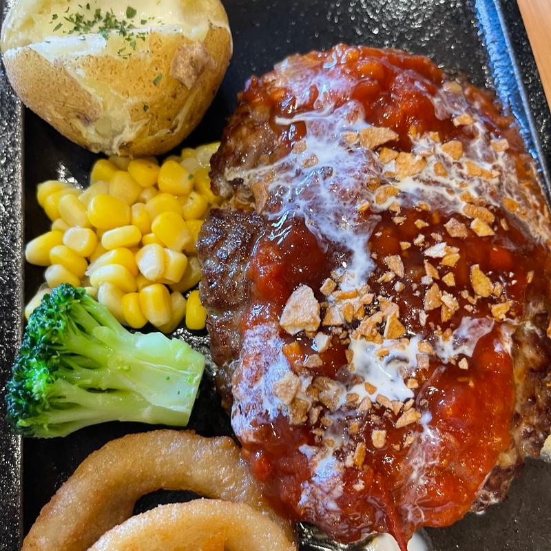 超大型巨人の高熱ハンバーグ(ジョイフル おもろまち店 )