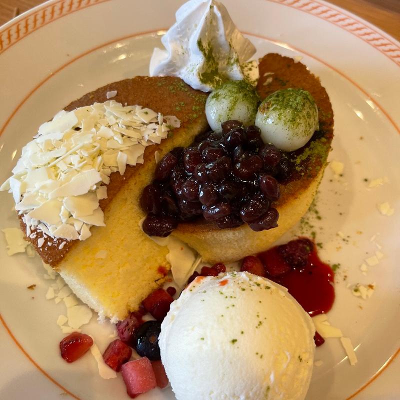 ミカサのスパッと切ったパンケーキプレート(ジョイフル おもろまち店 )