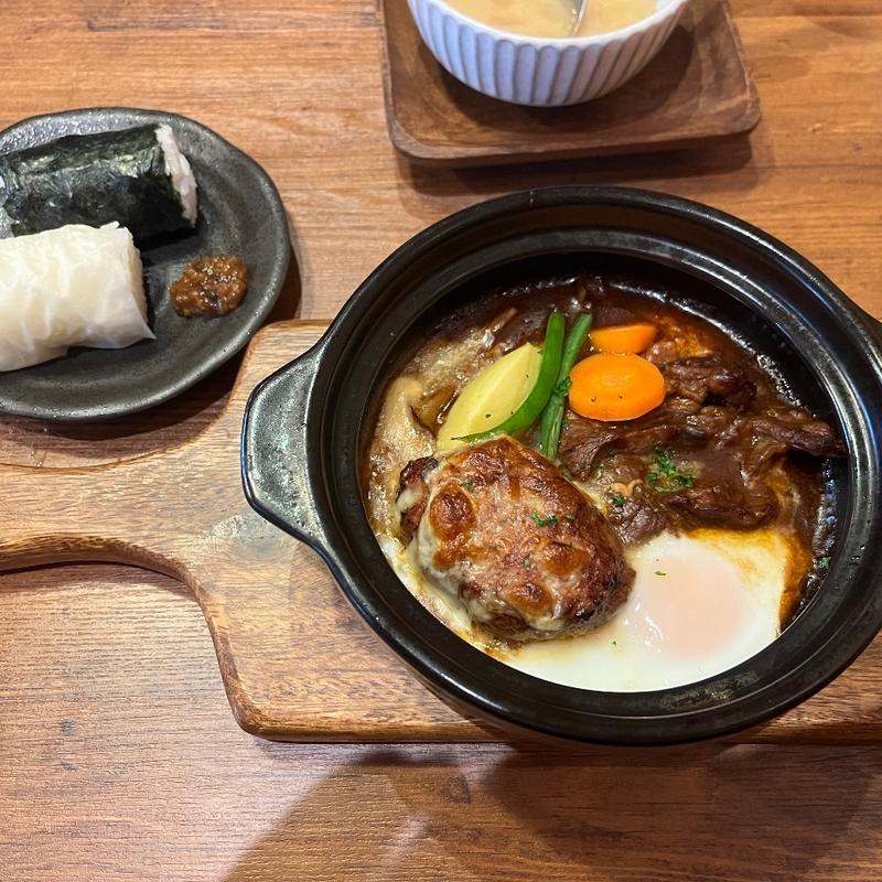 やわらかタンシチュー(洋食 ことり亭)