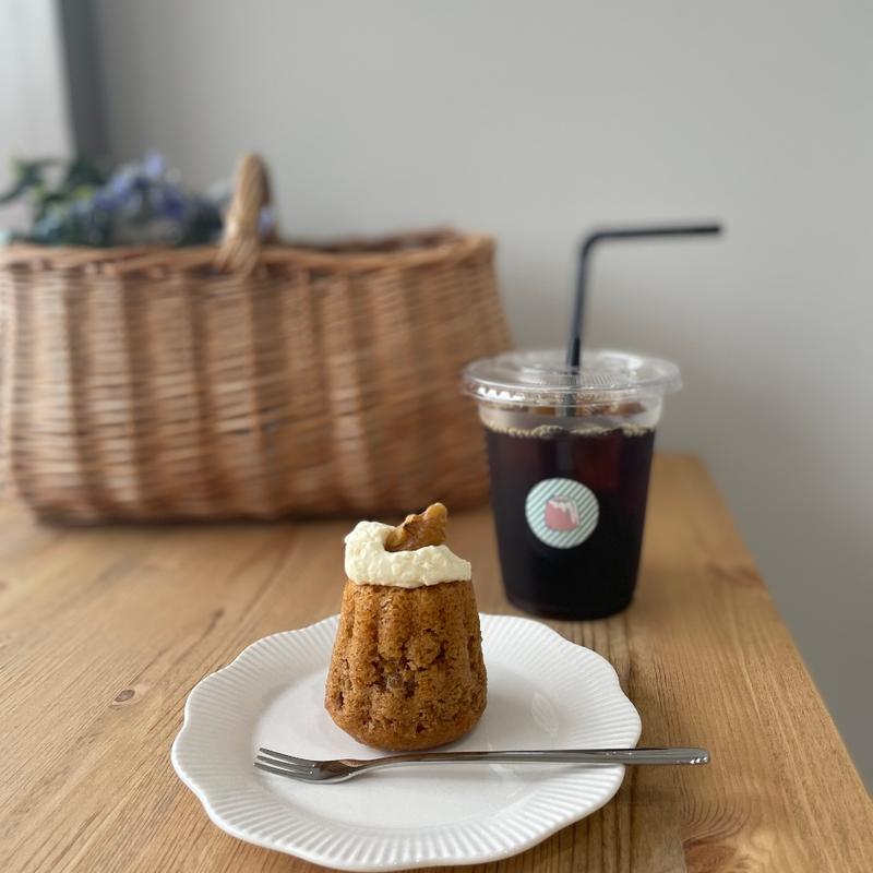 キャロットケーキ(ララカヌレと珈琲)