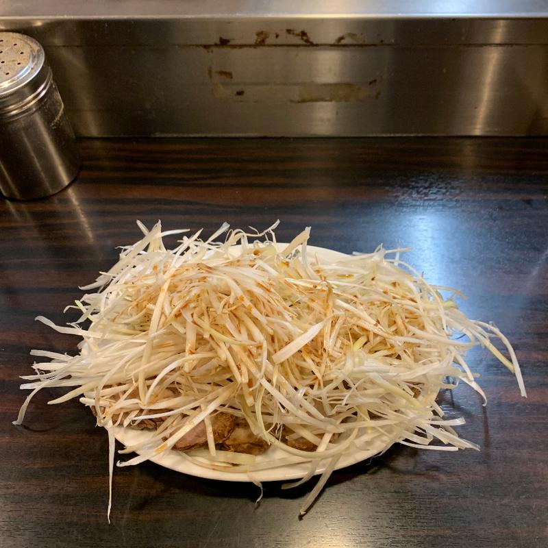 皿ネギチャーシュー（おつまみ）(ラーメン道楽 川崎店)