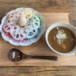 六色の麺のつけ麺+大盛り(カフェと迷ってラーメン屋)