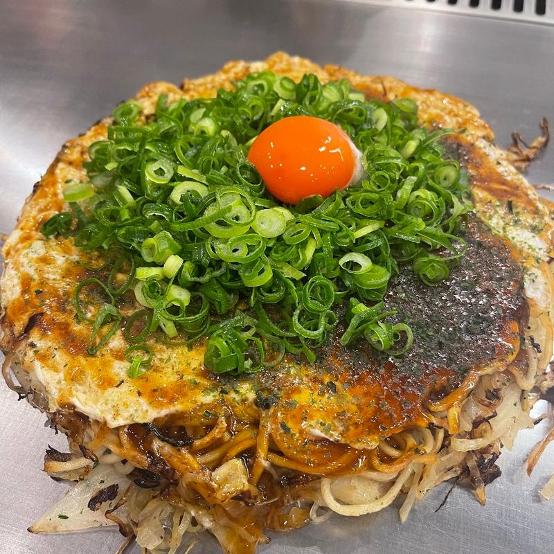 肉玉そば＋イカ天＋月見ネギ(広島風お好み焼き まるちゃん)