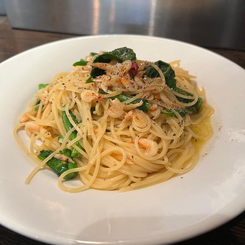 桜エビと菜の花のペペロンチーノ(コムギラボ ピッツァ&手打ちパスタ)