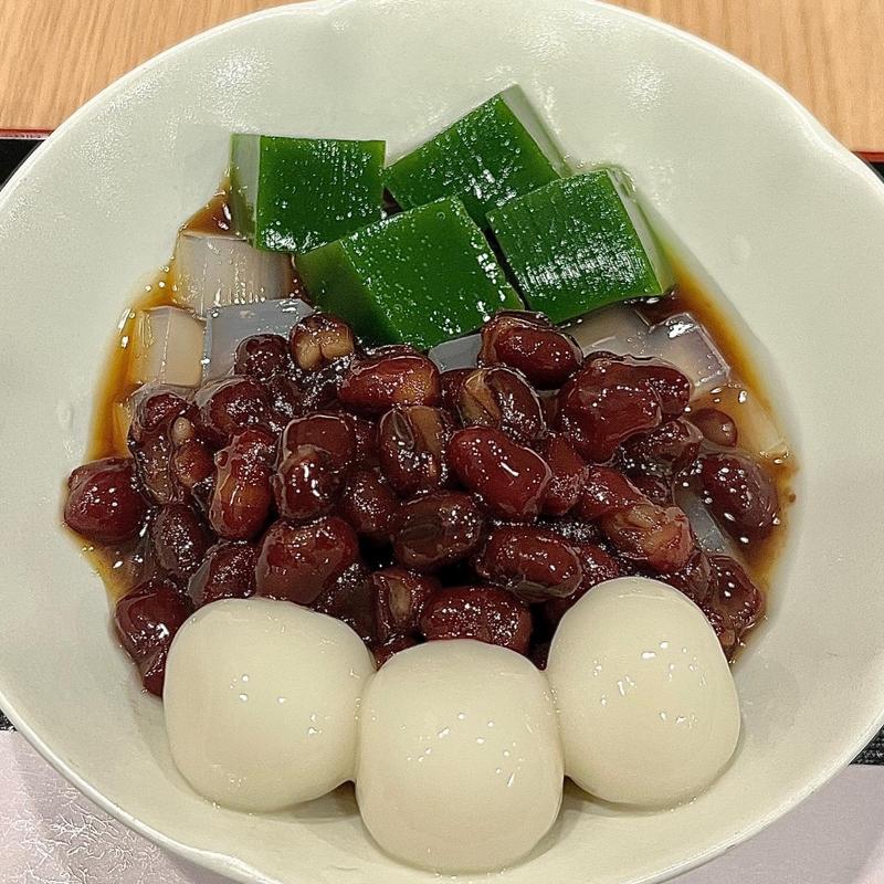 白玉あんみつ(茶房 いせはん )
