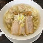 会津山塩と帆立のワンタン麺(うえんで山鹿店)