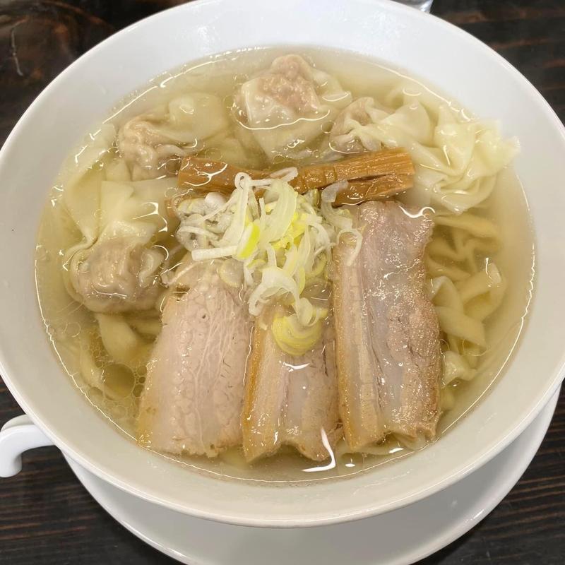 会津山塩と帆立のワンタン麺(うえんで 山鹿店)