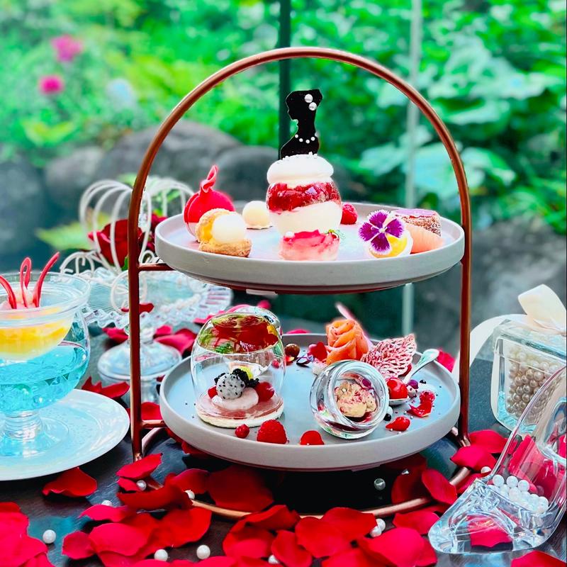 Amadeus×Afternoon House 「30th Celebration Afternoon Tea(レストラン「アマデウス」)