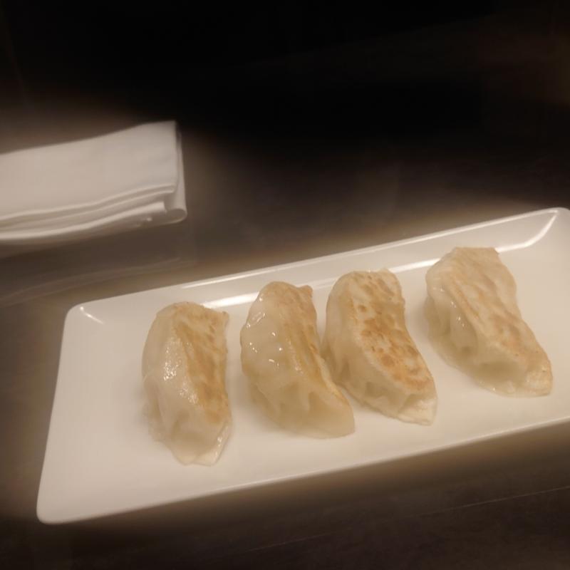 餃子(Leo 創作中華Bar 銀座)