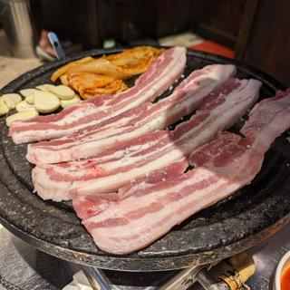 生サムギョプサルセット(とんちゃん上野店)