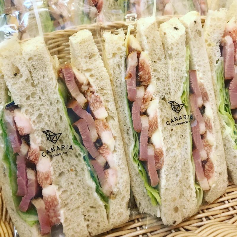 鴨パストラミと生いちじくサンド(カナリアサンドイッチ)