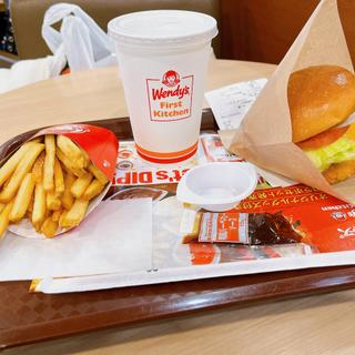 (ウェンディーズ・ファーストキッチン 川越アトレ店)