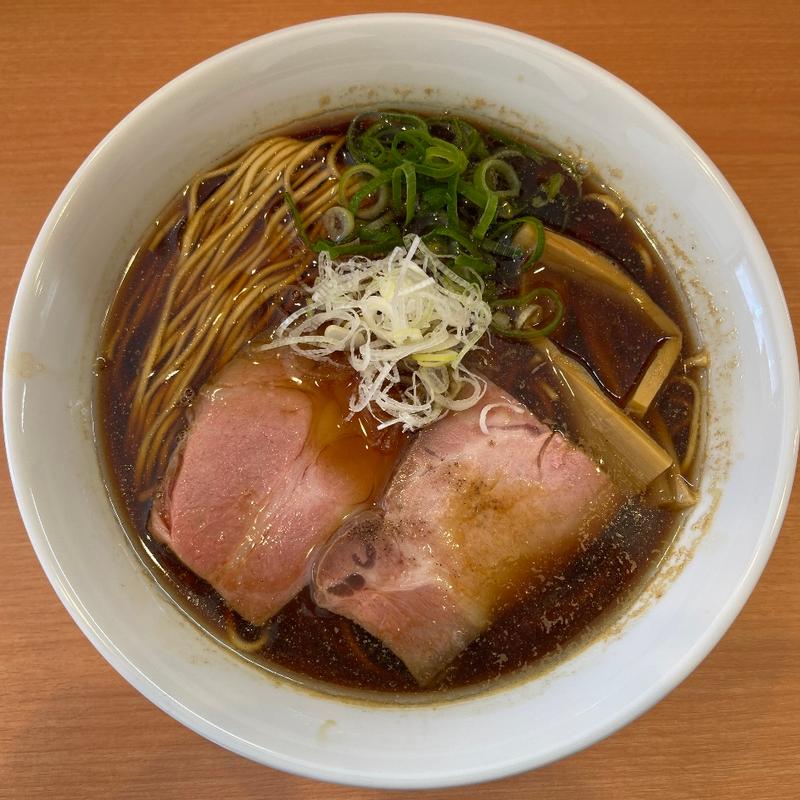 煮干醤油らーめん(らーめん 結musubu)