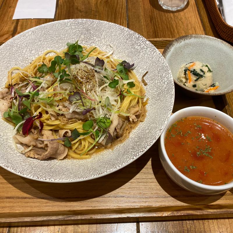 みぞれ大根と豚肉の柚子風味(こなな 有明ガーデン店)