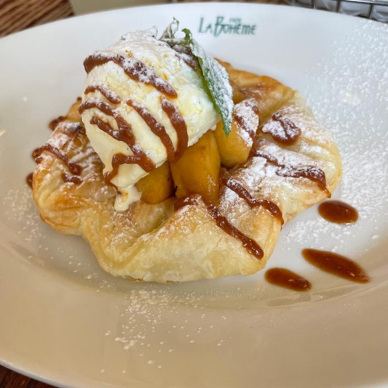 (カフェ ラ・ボエム 新宿御苑／Cafe La Boheme Shinjyuku gyoen)