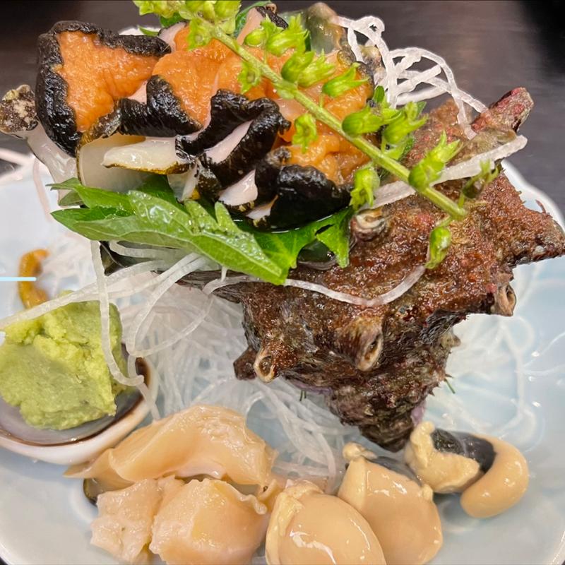 活さざえの刺身　(すしざんまい 上野店)