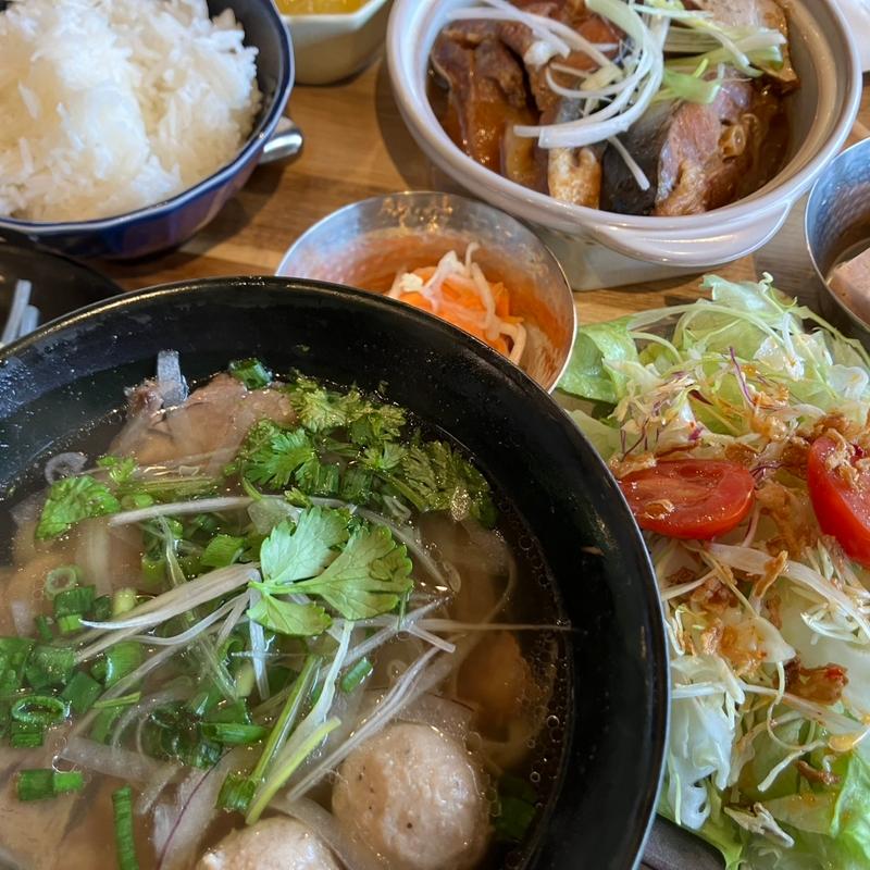 白身魚のベトナム風煮込みセット(ベトナムデリ珈琲 瀬戸本店)