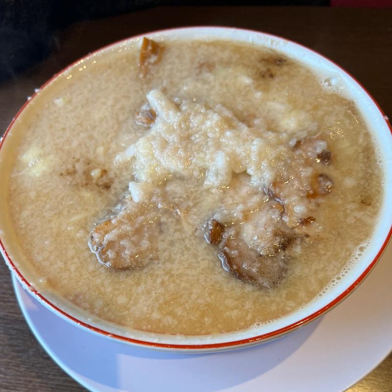 燕ホワイト(にくまる)