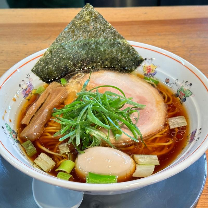 地鶏出汁の中華そば(中華そば一楽)