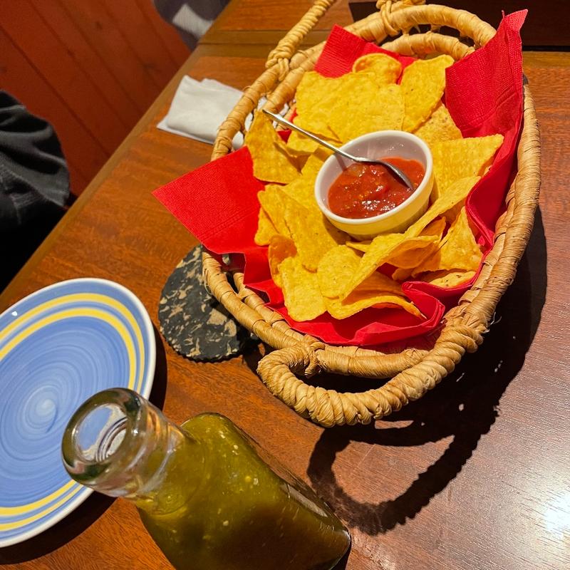 ナチョス(チリ・ダイニング)
