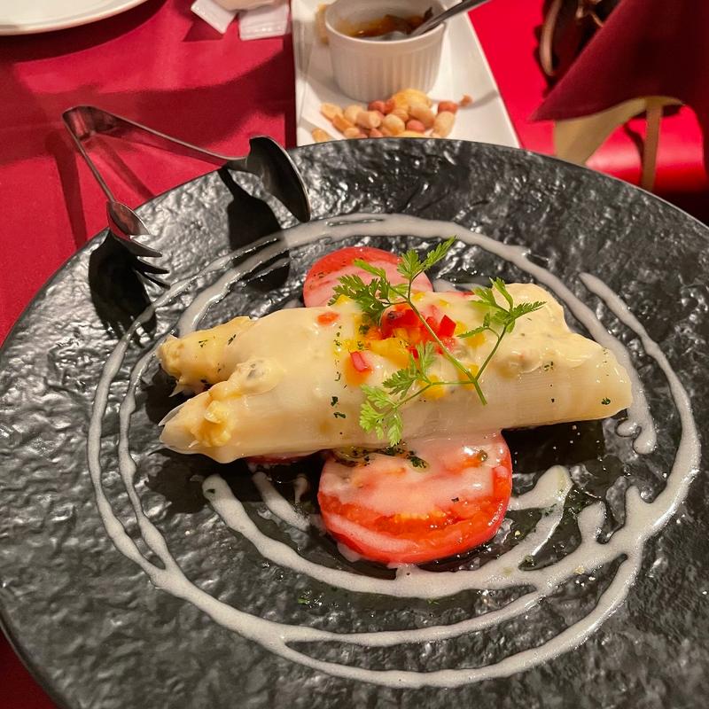 ナバーラ産ホワイトアスパラガスのサラダ(びいどろ 渋谷店)