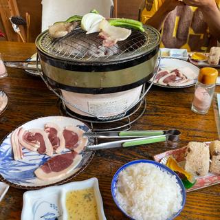 猪焼肉定食(GABAI いのしし食彩 （ガバイ イノシシショクサイ）)