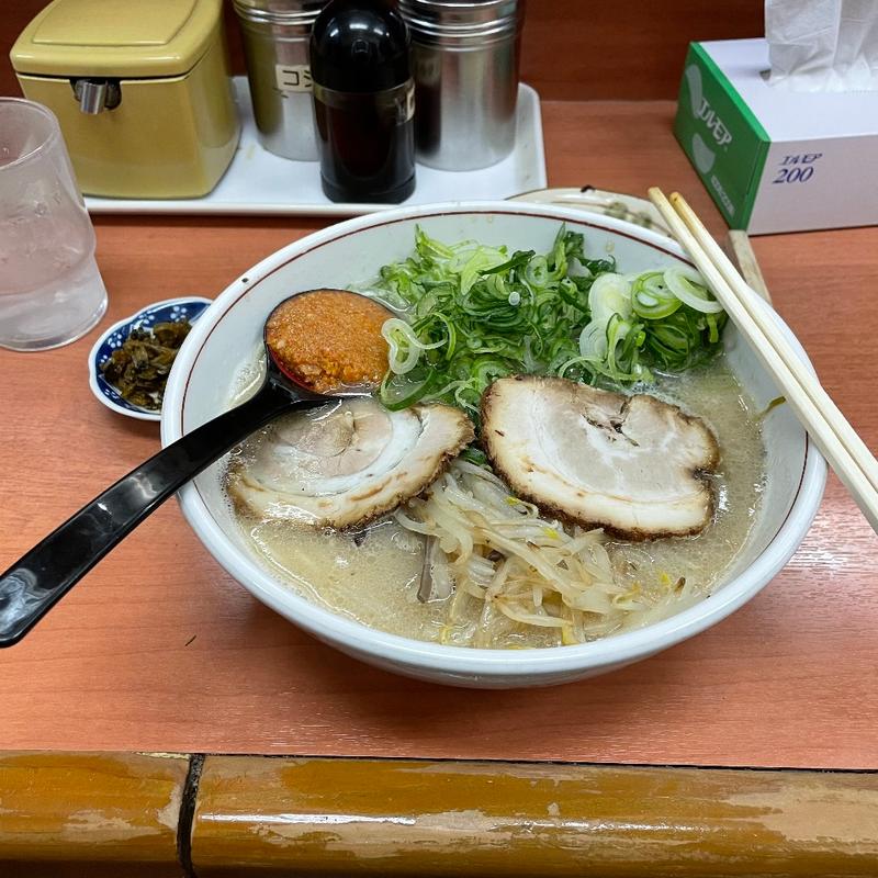 かんしゃく魂ラーメン(博多とんこつラーメン 喜隆（きりゅう）)