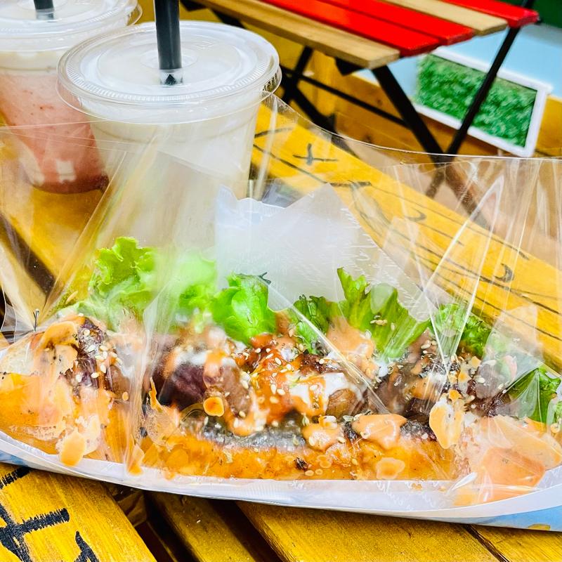 チキンバジルドッグ(BANAO BANARICO)