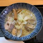 出汁と麺と貝(麺処 山 -塩の章-)