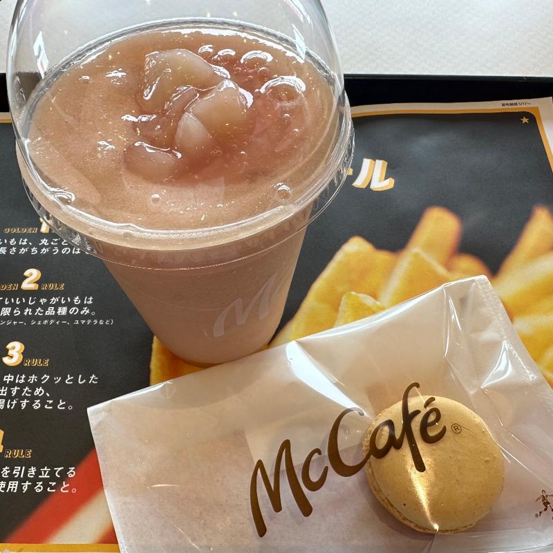 ももスムージー & マカロンピーチティー(マクドナルド １６号橋本ＴＳ店)
