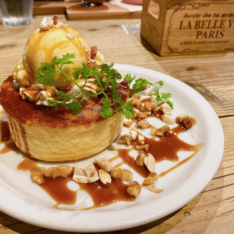 キャラメルナッツパンケーキ(Les Grands Arbres (レ・グラン・ザルブル ))
