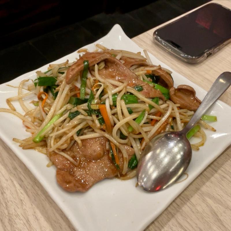 ニラレバ炒め(八千代餃子軒)